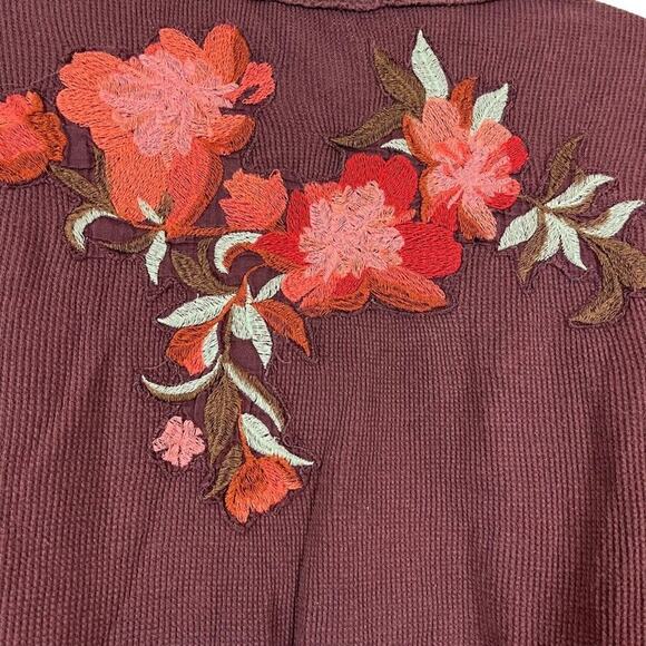 Soft Surroundings Womens Waffle Knit Embroidered Floral V-Neck Long Sleeve Top S - Picture 6 of 16